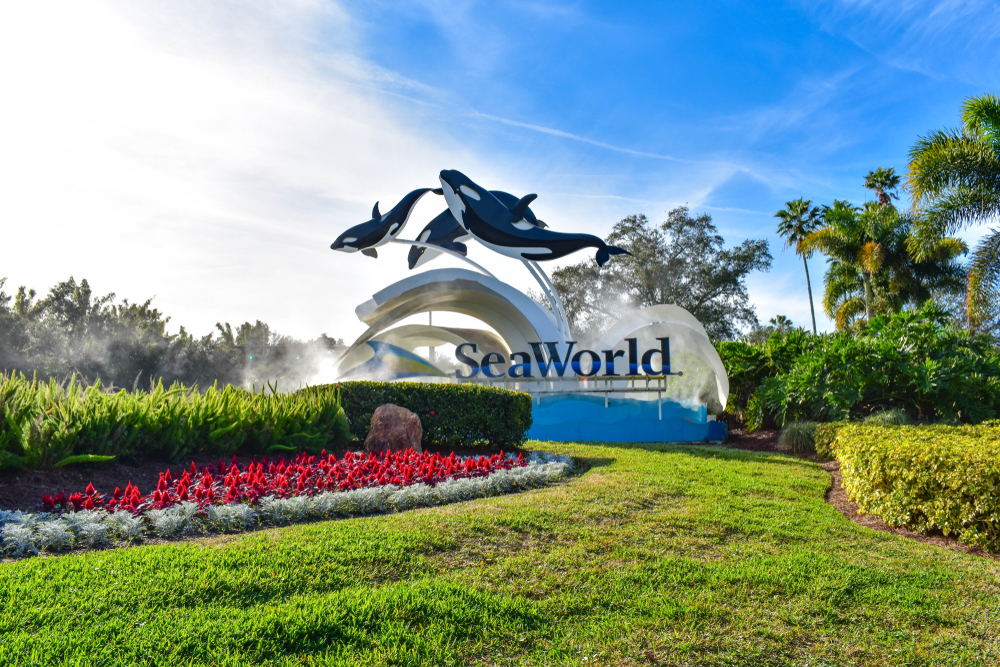 Orlando,,Florida.,December,19,,2018.,Panoramic,View,Of,Seaworld,Sign