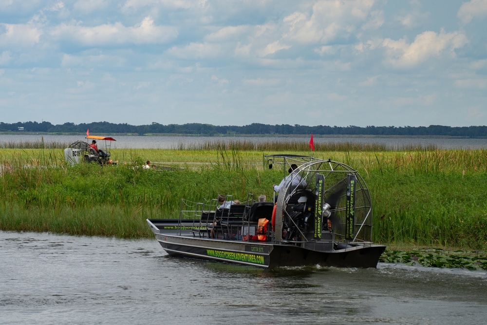 Orlando,,Usa,-,July,28th,,2023:,Tourists,On,An,Airboat